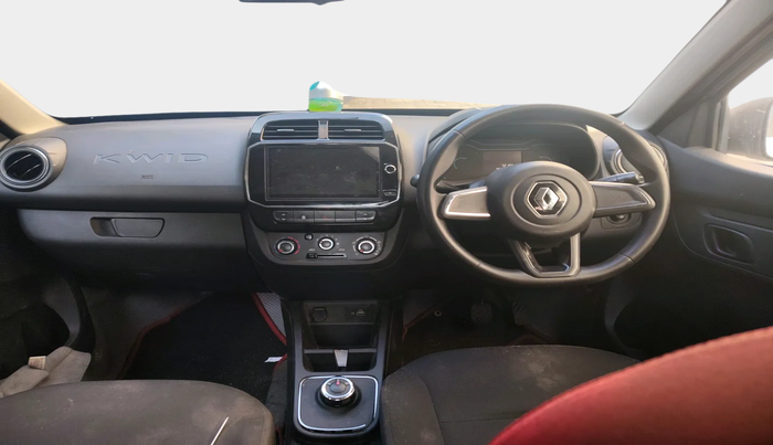 2022 Renault Kwid RXT 1.0 AMT, Petrol, Automatic, 72,198 km, interior