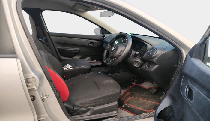 2022 Renault Kwid RXT 1.0 AMT, Petrol, Automatic, 72,198 km, interior