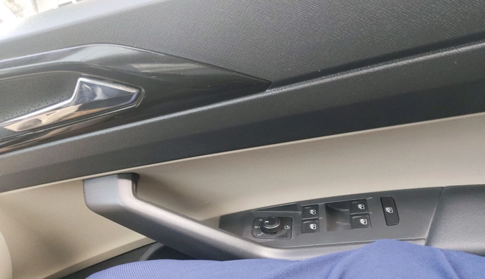 2023 Skoda SLAVIA STYLE 1.0L TSI AT, Petrol, Automatic, 60,207 km, interior