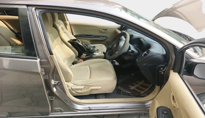 2014 Honda Amaze 1.2L I-VTEC S, Petrol, Manual, 98,640 km, interior
