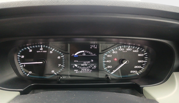 2021 Tata PUNCH ADVENTURE MT, Petrol, Manual, 20,932 km, interior