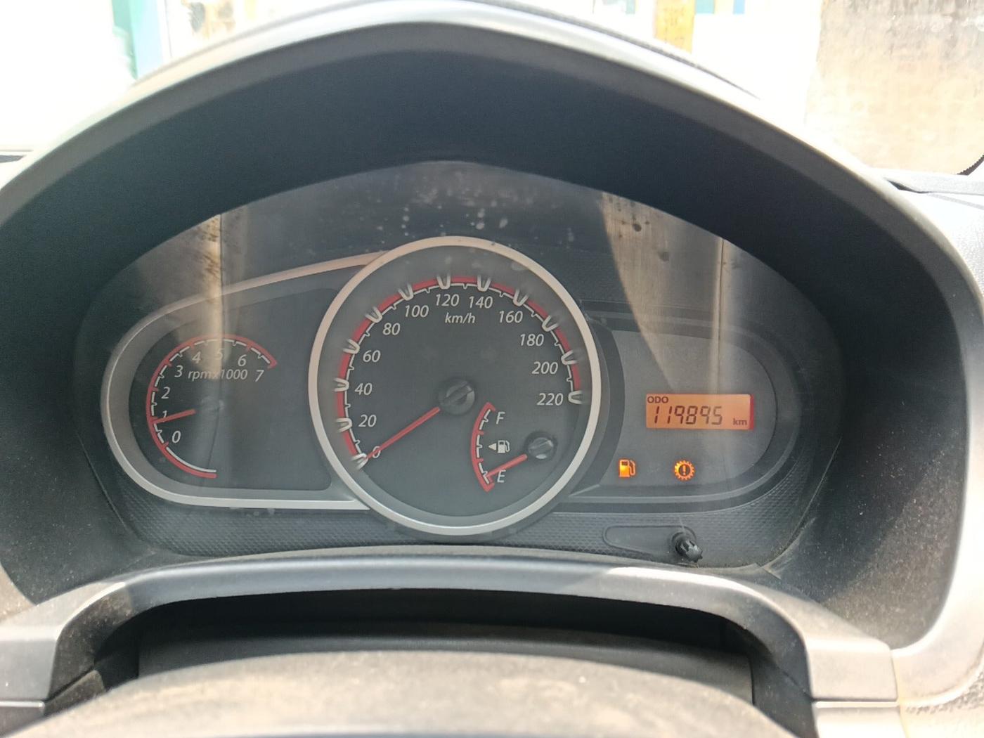 2010 Ford Figo ZXI 1.4 DIESEL, Diesel, Manual, 1,19,895 km, interior