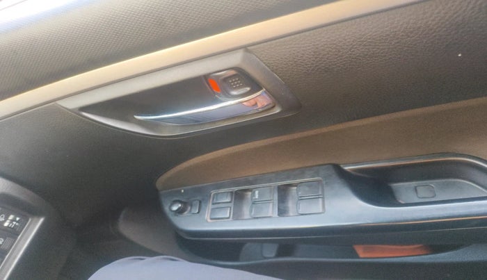 2017 Maruti Swift ZXI, Petrol, Manual, 1,20,545 km, interior