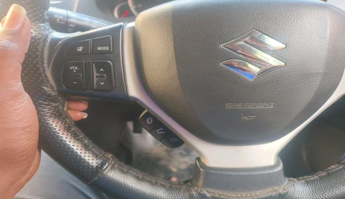 2017 Maruti Swift ZXI, Petrol, Manual, 1,20,545 km, interior