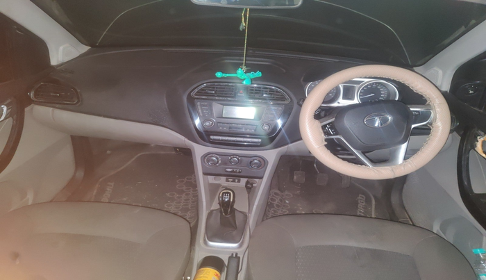 2016 Tata Tiago XZ PETROL, Petrol, Manual, 10,10,000 km, interior