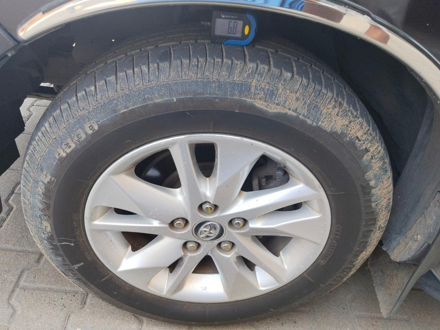 2018 Toyota Innova Crysta 2.4 VX 7 STR, Diesel, Manual, 90,279 km, tyre