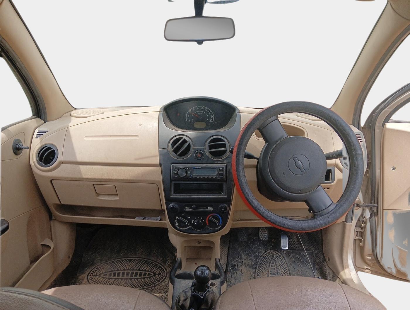 2011 Chevrolet Spark LS 1.0, Petrol, Manual, 84,452 km, interior