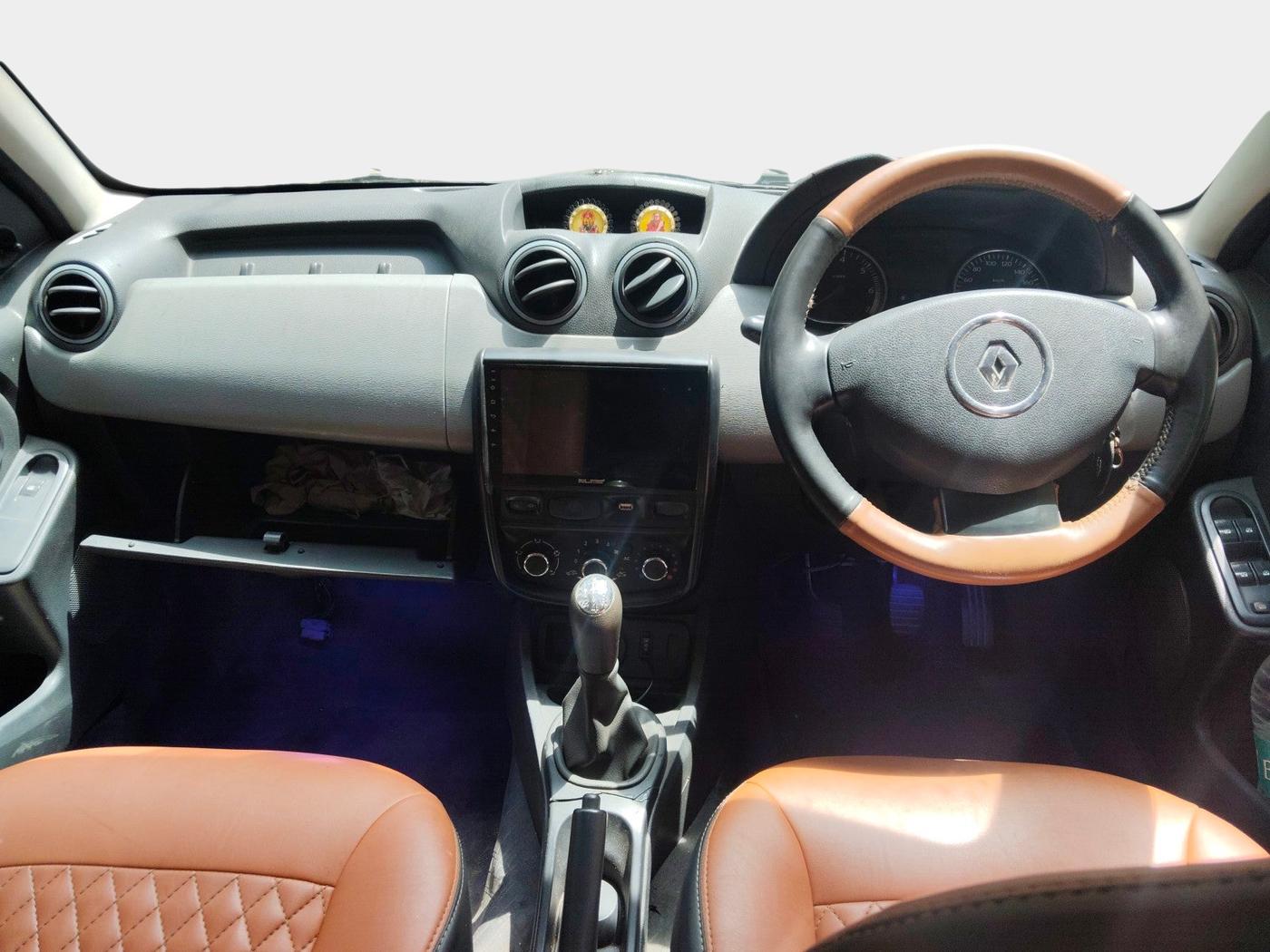 2013 Renault Duster 85 PS RXE DIESEL, Diesel, Manual, 1,69,000 km, interior
