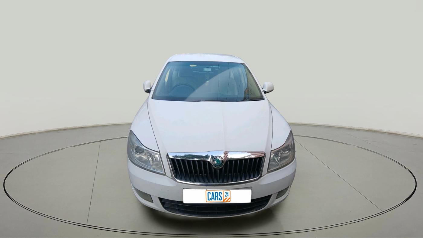 2012 Skoda Laura AMBIENTE 2.0 TDI CR MT, Diesel, Manual, 1,78,123 km, exterior