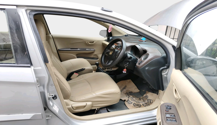 2013 Honda Brio S MT, Petrol, Manual, 49,375 km, interior