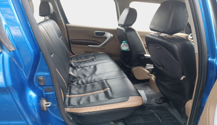 2015 Mahindra TUV300 T8, Diesel, Manual, 97,509 km, interior