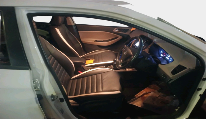 2017 Hyundai Elite i20 ASTA 1.2 (O), Petrol, Manual, 59,329 km, interior