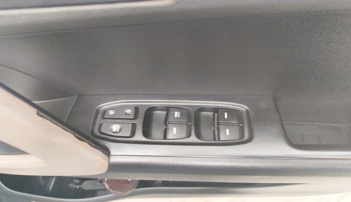 2016 Hyundai Creta SX PLUS AT 1.6 PETROL, Petrol, Automatic, 65,207 km, interior