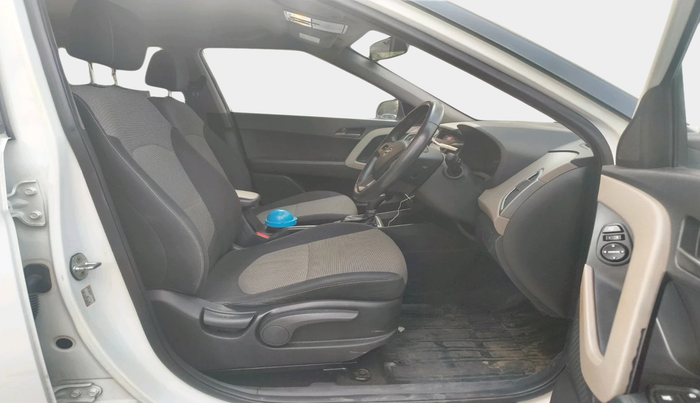 2016 Hyundai Creta SX PLUS AT 1.6 PETROL, Petrol, Automatic, 65,207 km, interior