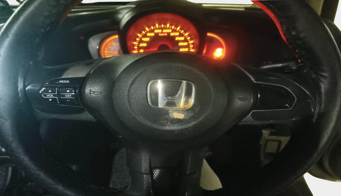 2014 Honda Amaze 1.5L I-DTEC S, Diesel, Manual, 1,32,105 km, interior