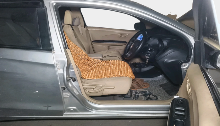 2014 Honda Amaze 1.5L I-DTEC S, Diesel, Manual, 1,32,105 km, interior