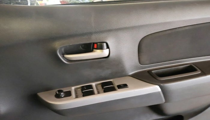 2012 Maruti Wagon R 1.0 VXI, Petrol, Manual, 67,899 km, interior