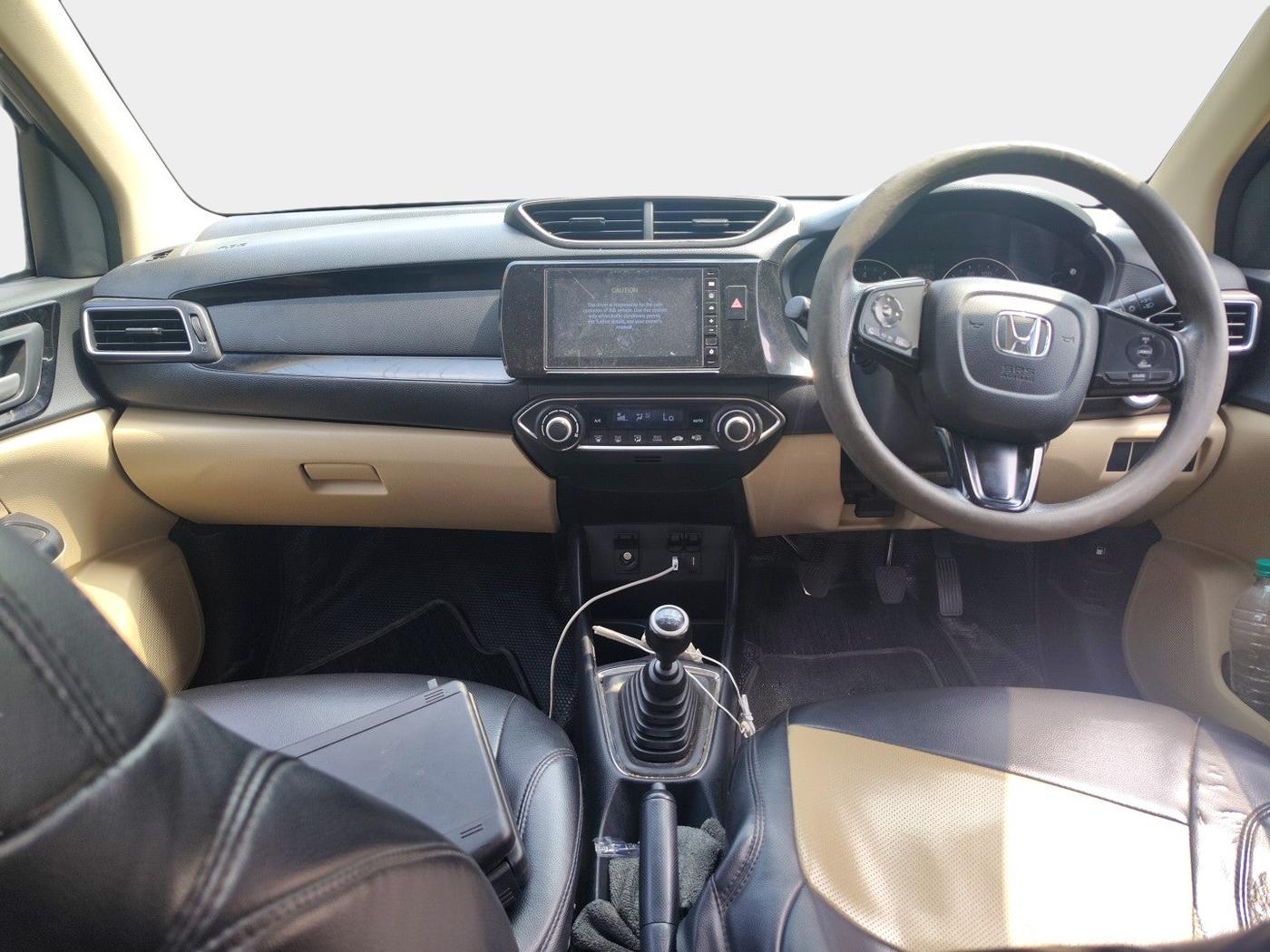 2018 Honda Amaze 1.2L I-VTEC VX, Petrol, Manual, 1,37,638 km, interior