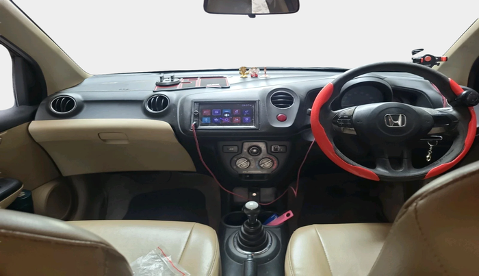 2015 Honda Amaze 1.2L I-VTEC VX, Petrol, Manual, 2,52,886 km, interior