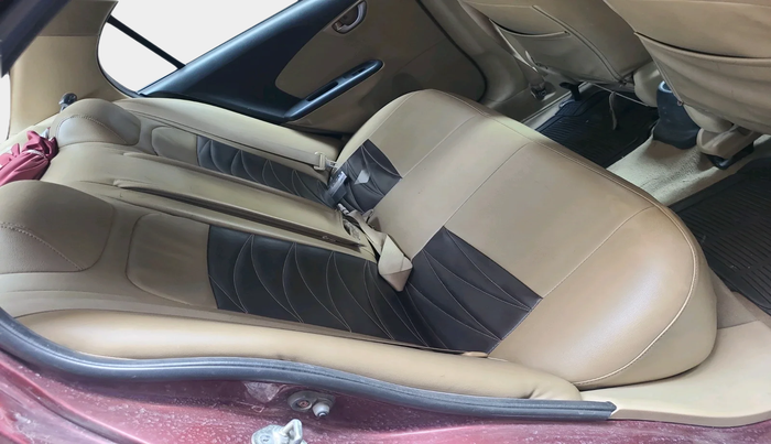 2015 Honda Amaze 1.2L I-VTEC VX, Petrol, Manual, 2,52,886 km, interior