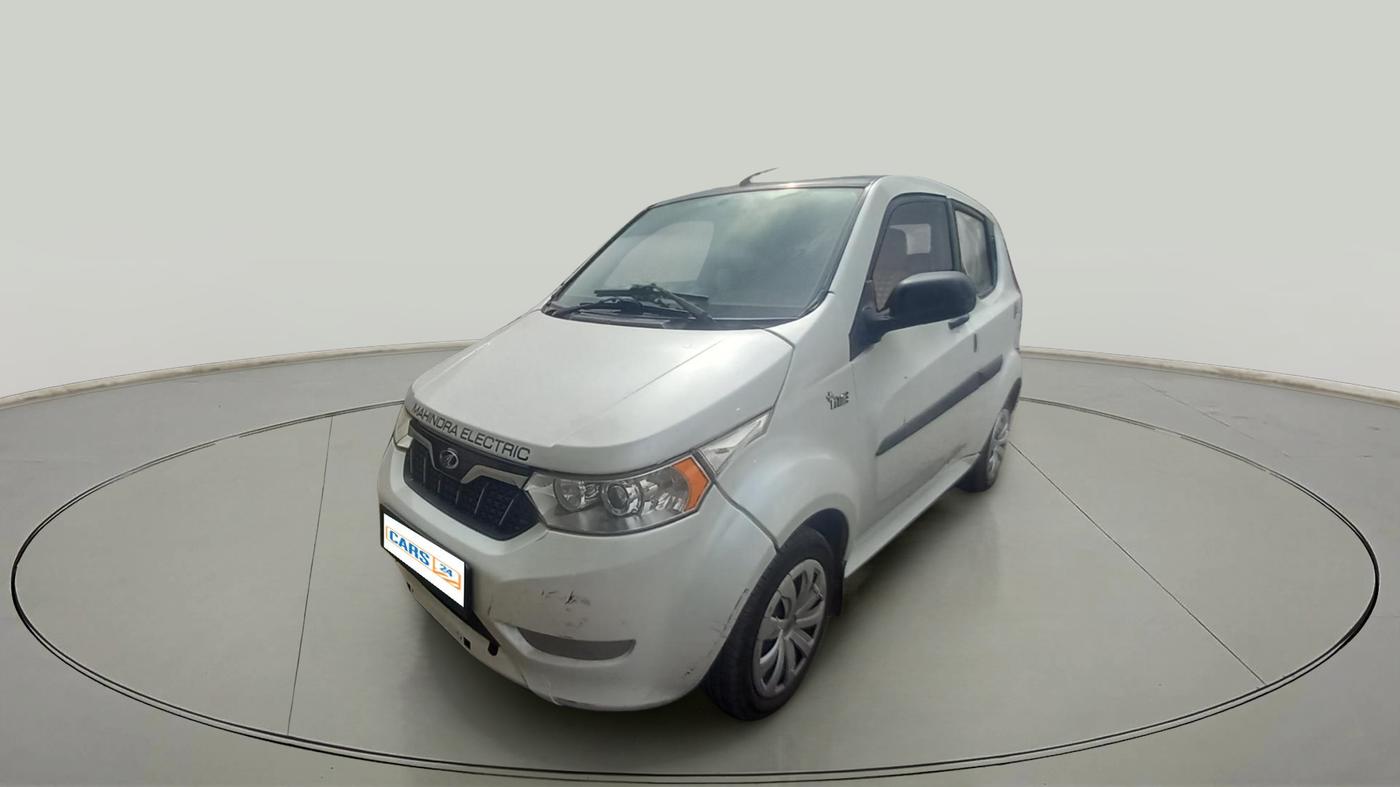 2017 Mahindra E20 Plus P4, Electric, Automatic, 36,756 km, exterior