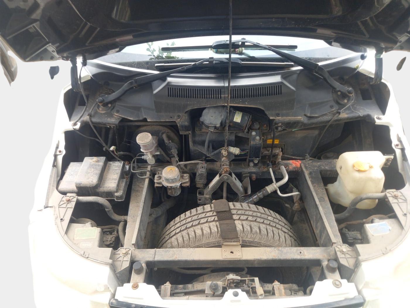 2017 Mahindra E20 Plus P4, Electric, Automatic, 36,756 km, exterior