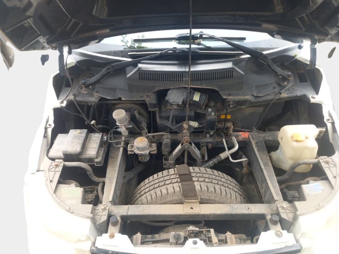 2017 Mahindra E20 Plus P4, Electric, Automatic, 36,756 km, exterior