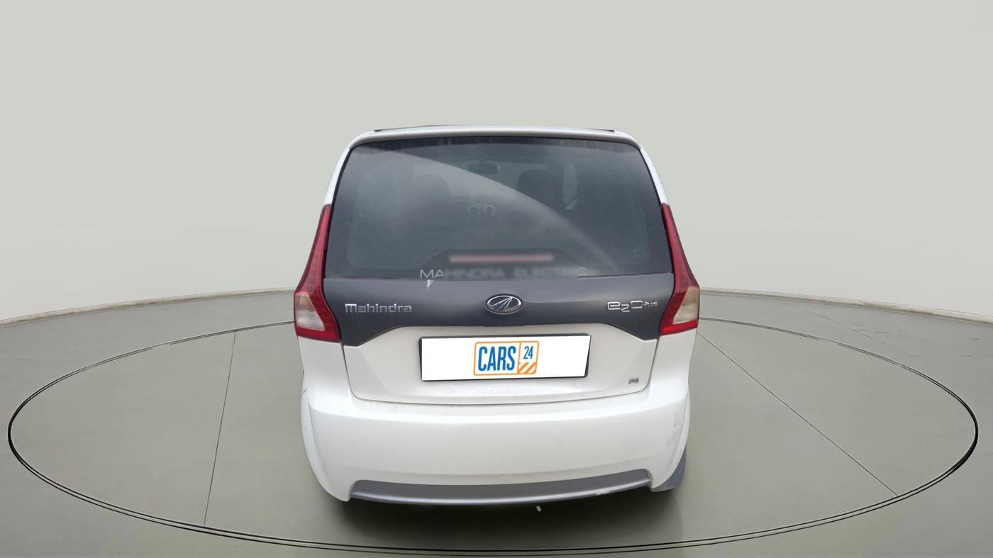 2017 Mahindra E20 Plus P4, Electric, Automatic, 36,756 km, exterior