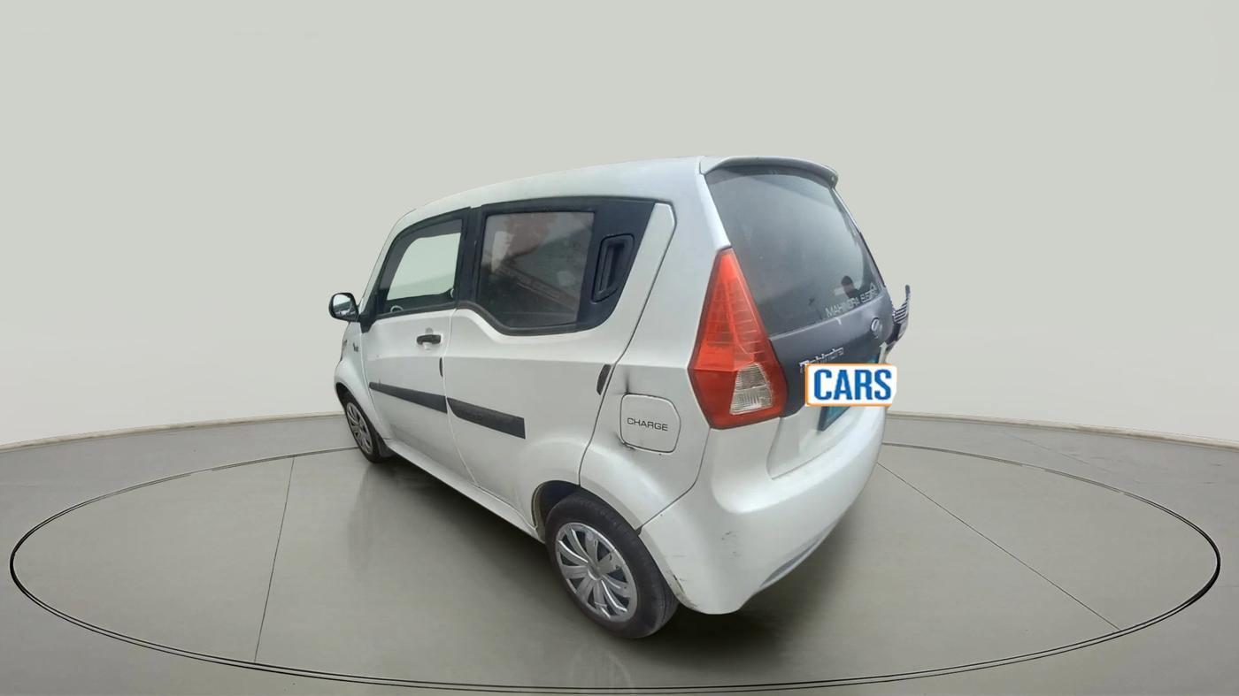 2017 Mahindra E20 Plus P4, Electric, Automatic, 36,756 km, exterior
