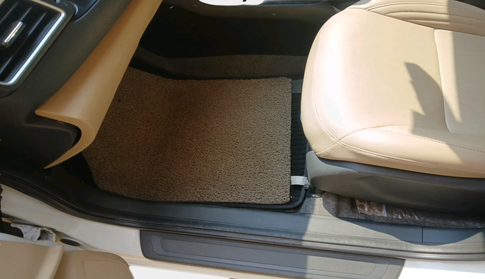 2018 Honda Amaze 1.2L I-VTEC S, Petrol, Manual, 37,378 km, interior