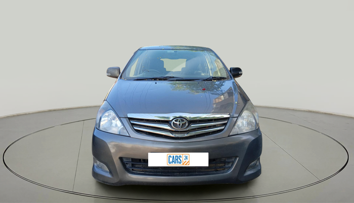 2010 Toyota Innova V 2.5 7 STR, Diesel, Manual, 1,05,304 km, exterior