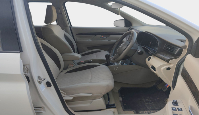 2020 Maruti Ertiga ZXI SHVS, Petrol, Manual, 56,919 km, interior