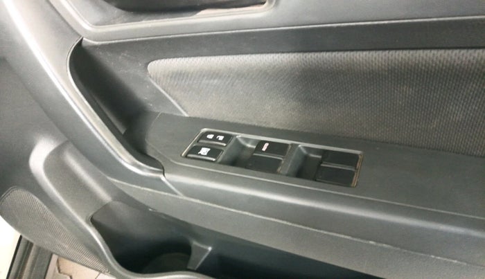 2017 Maruti Vitara Brezza VDI (O), Diesel, Manual, 67,460 km, interior