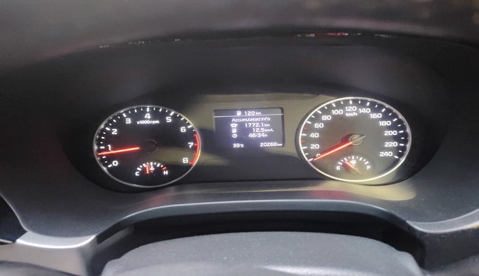 2022 KIA SELTOS HTX 1.5 PETROL, Petrol, Manual, 20,268 km, interior