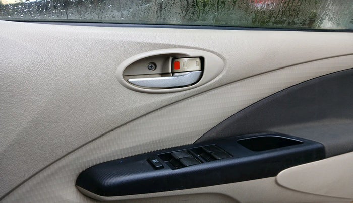 2012 Toyota Etios Liva GD, Diesel, Manual, 84,648 km, interior