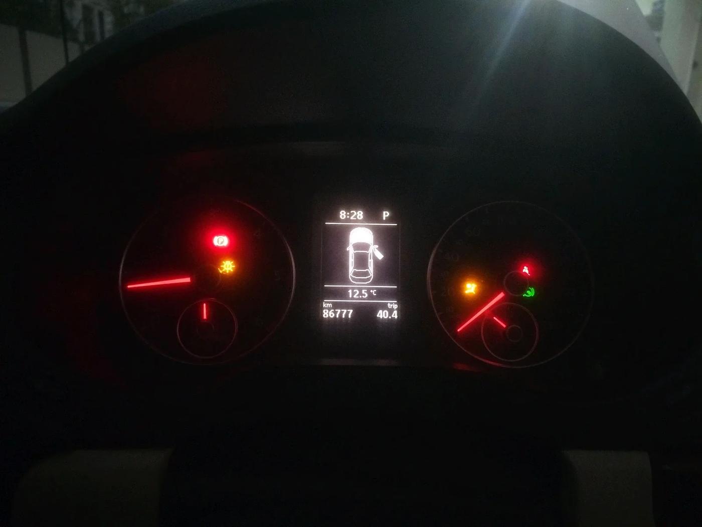 2014 Volkswagen Jetta HIGHLINE TDI AT, Diesel, Automatic, 86,777 km, interior