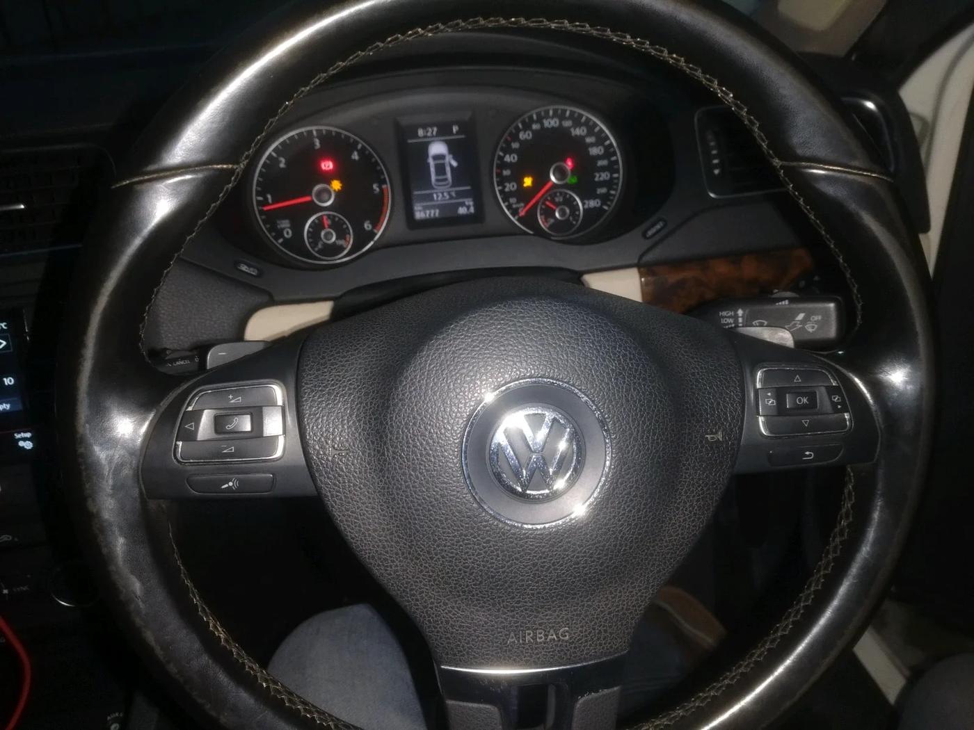2014 Volkswagen Jetta HIGHLINE TDI AT, Diesel, Automatic, 86,777 km, interior