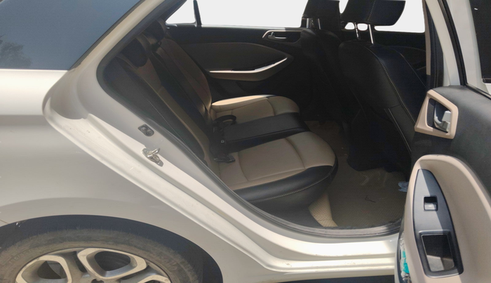 2019 Hyundai Elite i20 ASTA 1.2 (O), Petrol, Manual, 42,383 km, interior