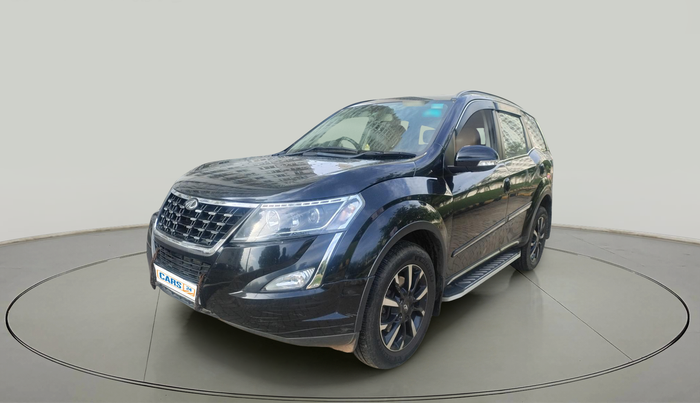 2018 Mahindra XUV500 W11, Diesel, Manual, 1,55,301 km, exterior