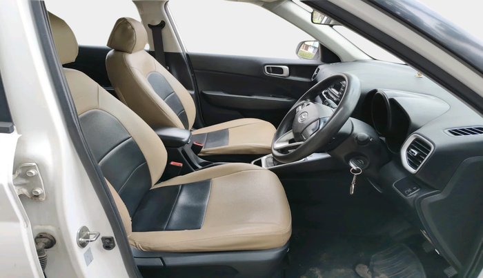2019 Hyundai VENUE S 1.2, Petrol, Manual, 87,732 km, interior