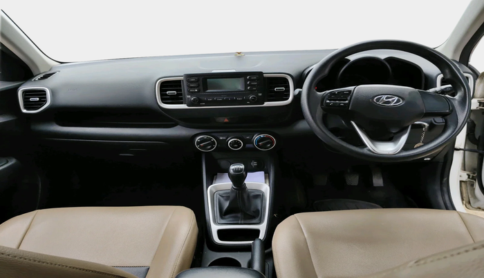 2019 Hyundai VENUE S 1.2, Petrol, Manual, 87,732 km, interior