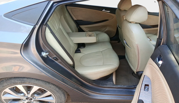 2015 Hyundai Verna FLUIDIC 1.6 VTVT SX, Petrol, Manual, 55,561 km, interior