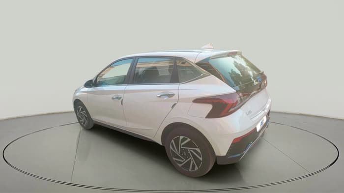 2025 Hyundai NEW I20 ASTA (O) 1.2 IVT, Petrol, Automatic, 2,575 km, exterior