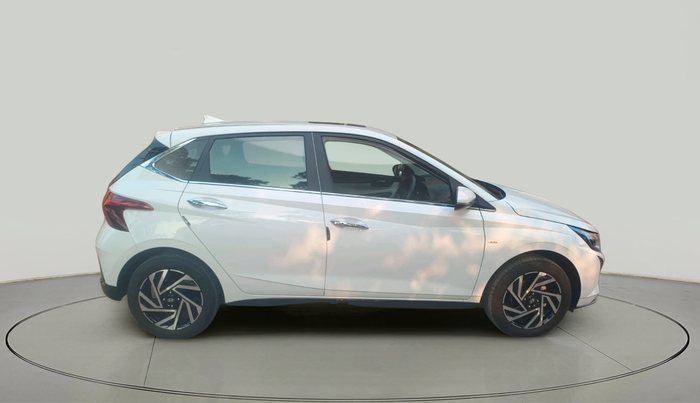 2025 Hyundai NEW I20 ASTA (O) 1.2 IVT, Petrol, Automatic, 2,575 km, exterior