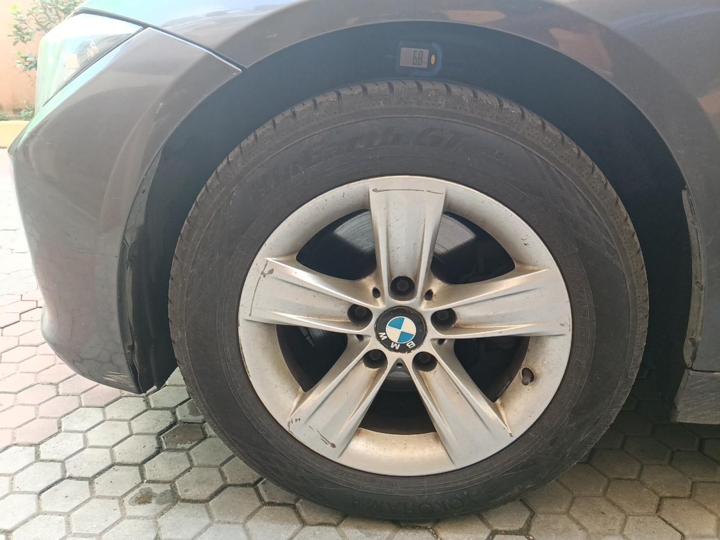 2013 BMW 3 Series 320d, Diesel, Automatic, 1,25,020 km, tyre