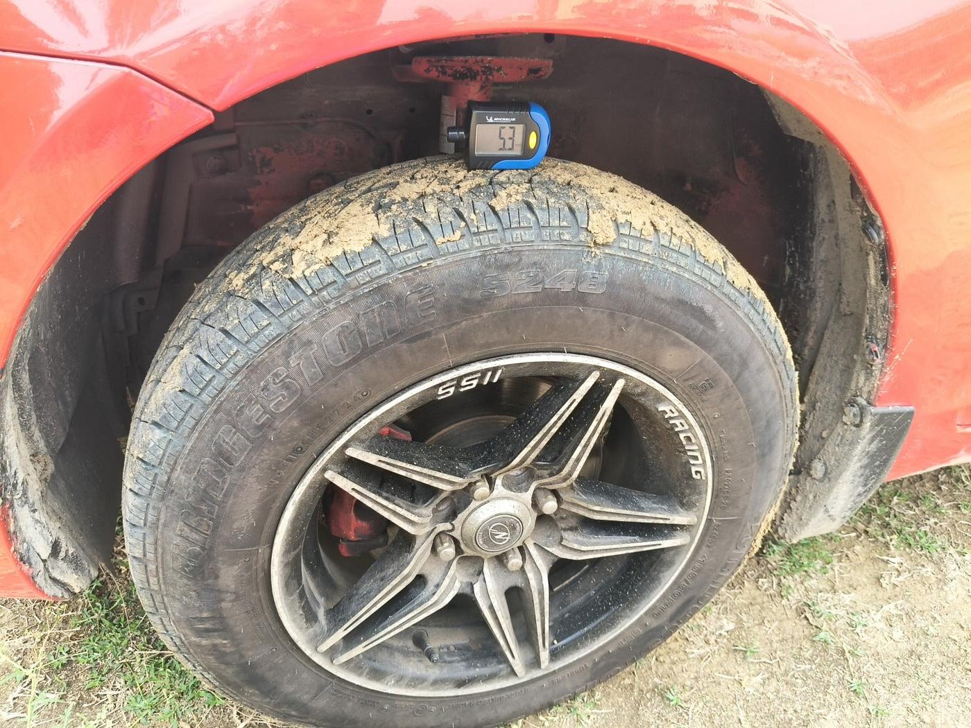 2017 Maruti Swift VDI, Diesel, Manual, 73,885 km, tyre