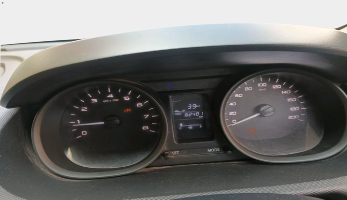 2016 Tata Tiago XT PETROL, Petrol, Manual, 62,481 km, interior