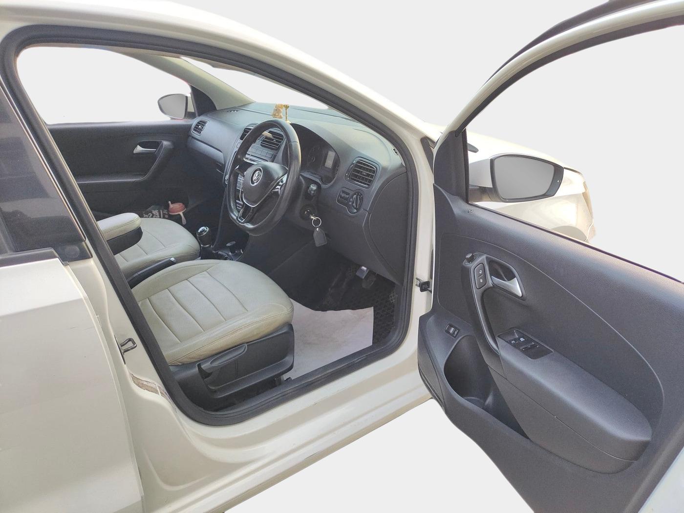 2018 Volkswagen Vento COMFORTLINE DIESEL 1.5, Diesel, Manual, 1,45,882 km, interior
