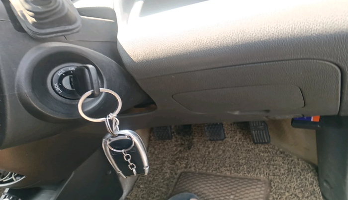 2011 Chevrolet Beat PS DIESEL, Diesel, Manual, 1,26,264 km, interior