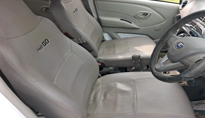 2016 Datsun Redi Go T (O), Petrol, Manual, 1,15,381 km, interior